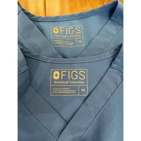 Figs Leon Three Pocket Scrub Top Royal Blue size XS Lot of 2 - Picture 9 of 12